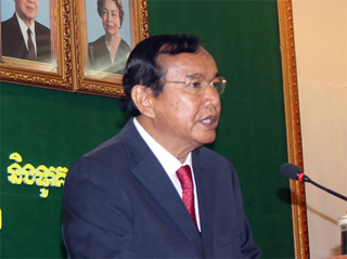 កំណត់តម្លៃទូរស័ព្ទប្រឆាំងទៅនឹងគោលនយោបាយទីផ្សារសេរី